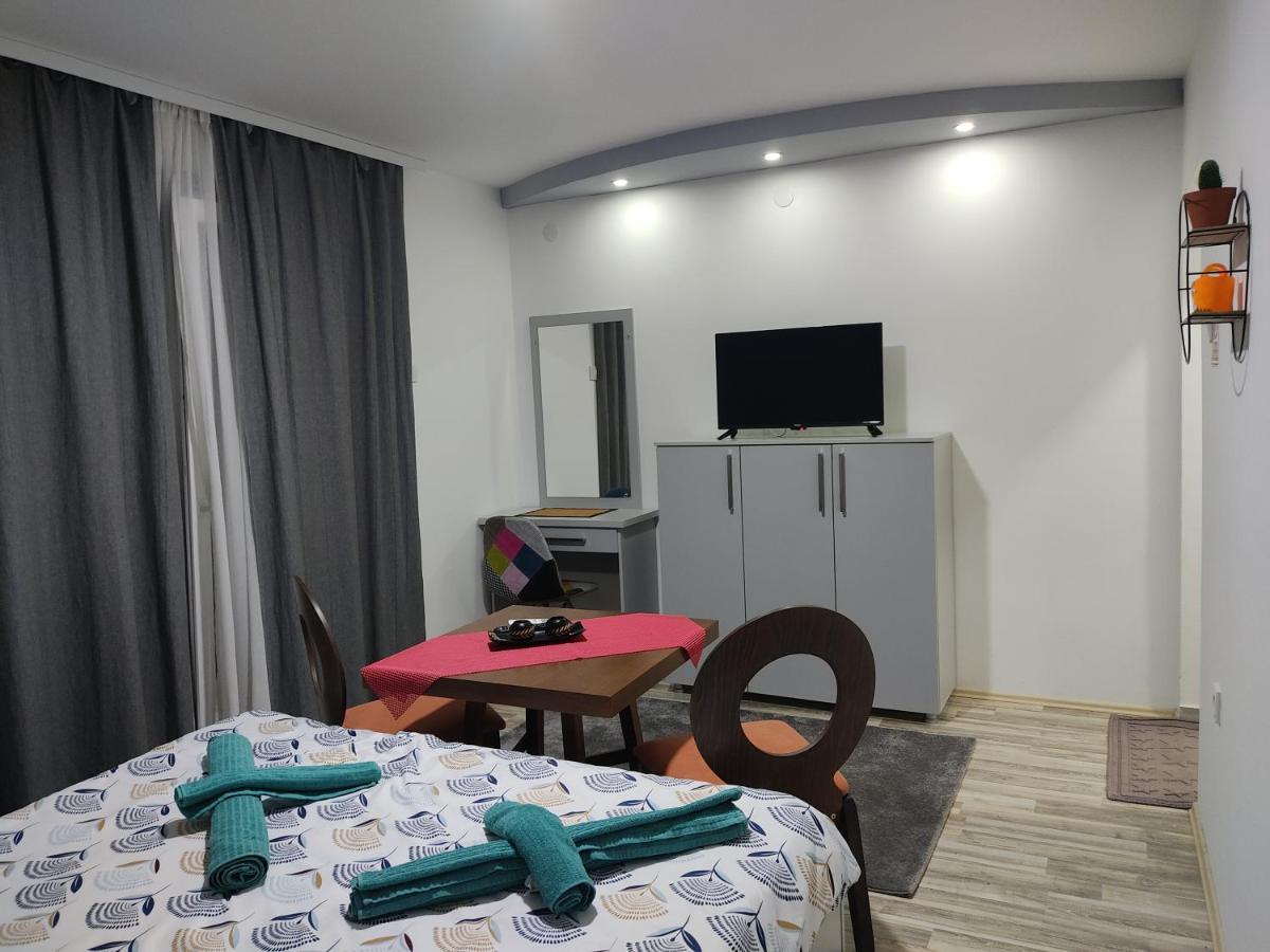 Madox Apartamento Ohrid Exterior foto