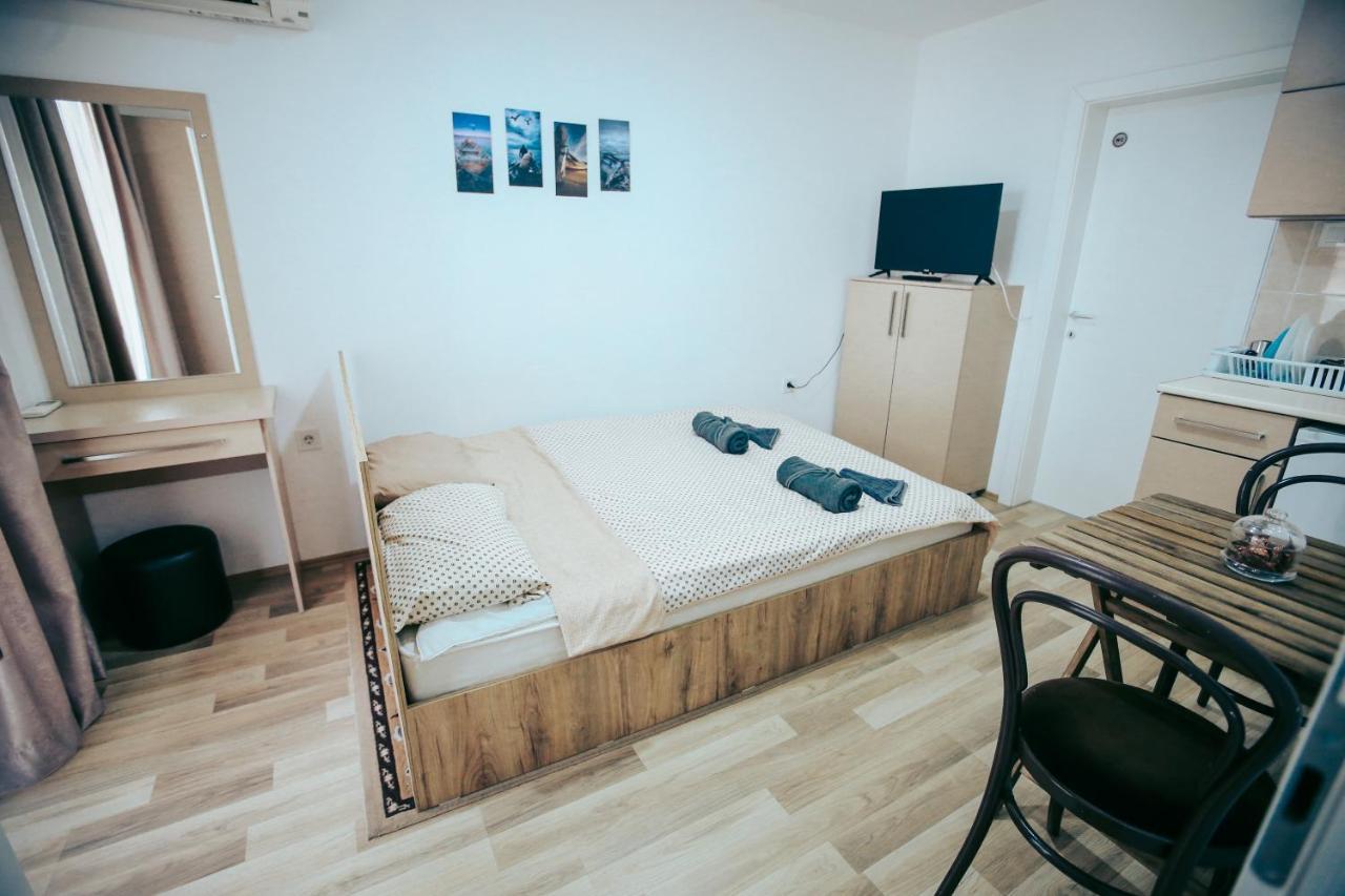Madox Apartamento Ohrid Exterior foto